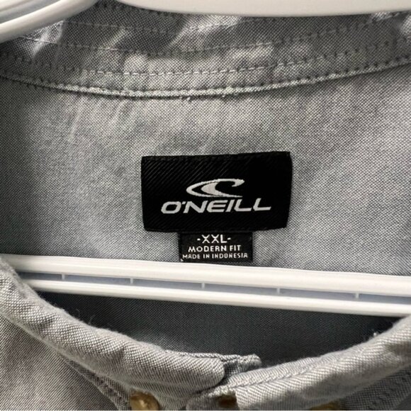 O'Neill Grey Short Sleeved Button Down Modern Fit Shirt Men's Size XXL LIKE NEW! - Picture 2 of 4